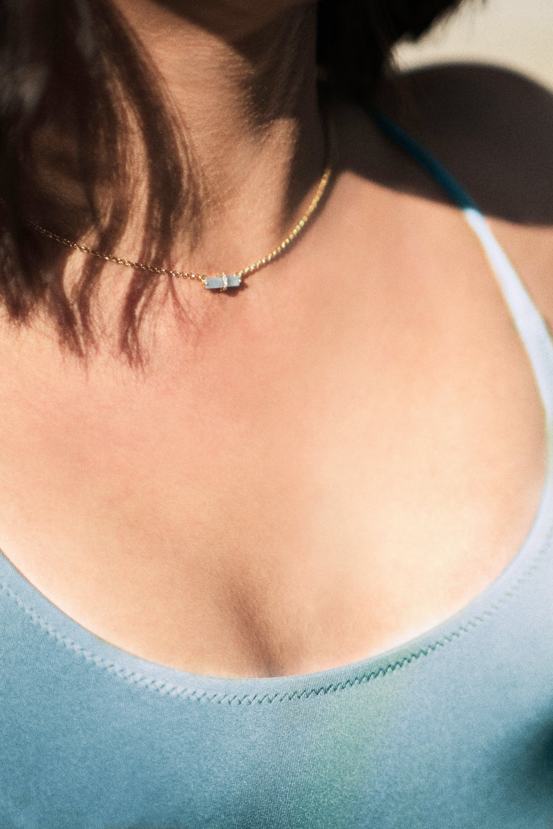 AVENTURA - LE COLLIER - CALCÉDOINE BLEUE